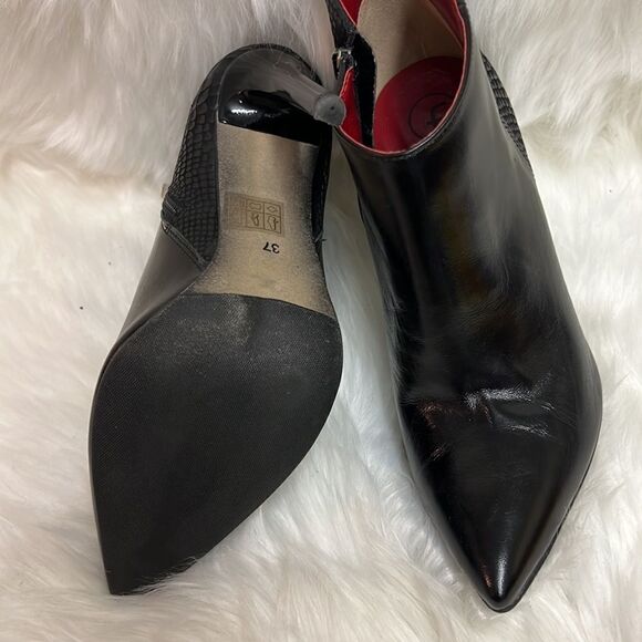 Fabio Fabrizi Black Leather Stiletto Ankle Boots Size 6.5/37 A2 - Picture 10 of 10